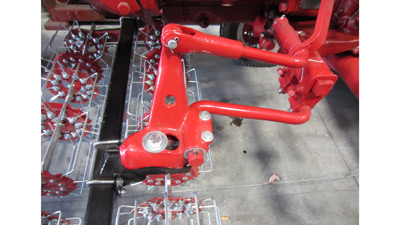 Farmall Toolbar Toolbar on Farmall Cub