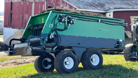 Vineyard side dress spreader