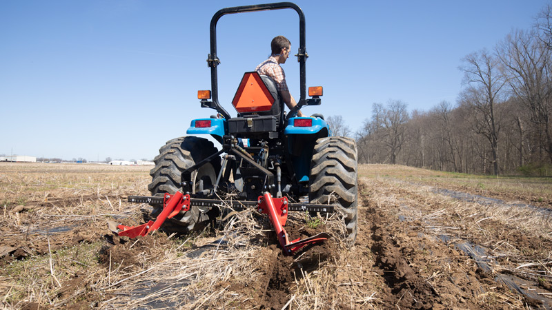 Tilmor Plastic Lifter on Compact Tractor Tilmor Plastic Lifter on Compact Tractor