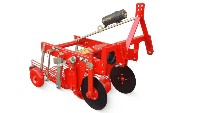 Checchi y Magli SP50V potato digger with offset 3pt hitch